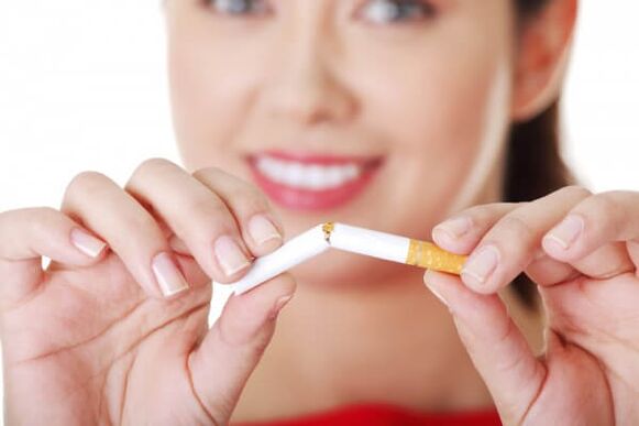 Quitting smoking will save a man from potency problems