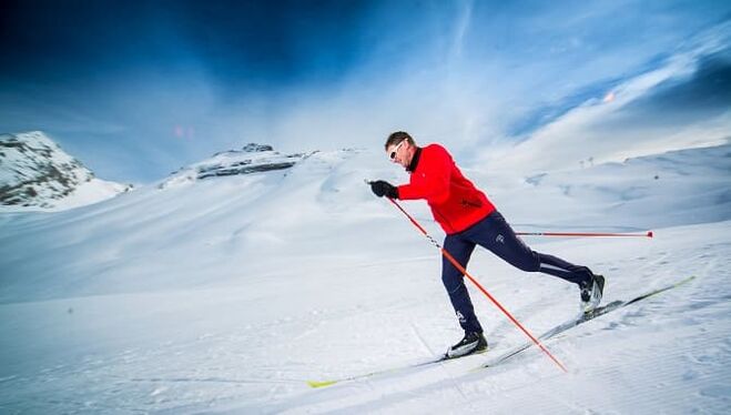 Skiing